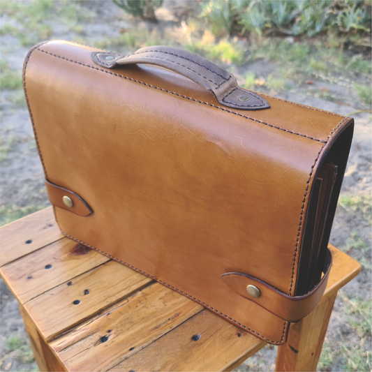 VI Documents Holder
